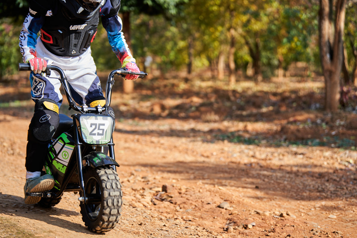 MotoTec 24v 250w Electric Powered Mini Bike Black by SalePriced.net